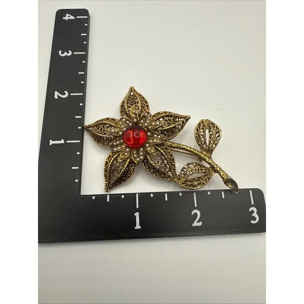 Vintage Lot of Two Brooches Floral Pink Red Lucite Gold Tone‎ Filigree